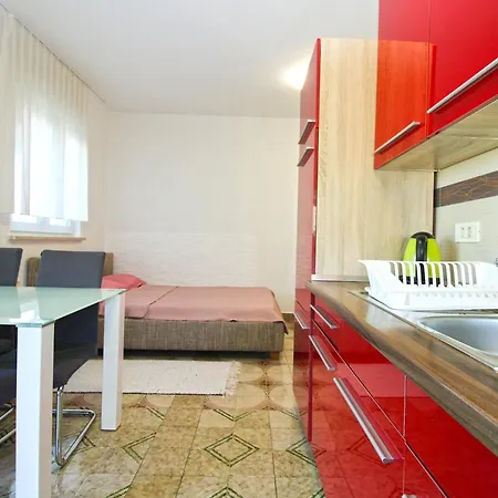 Spomenka 1432 Appartement Pula